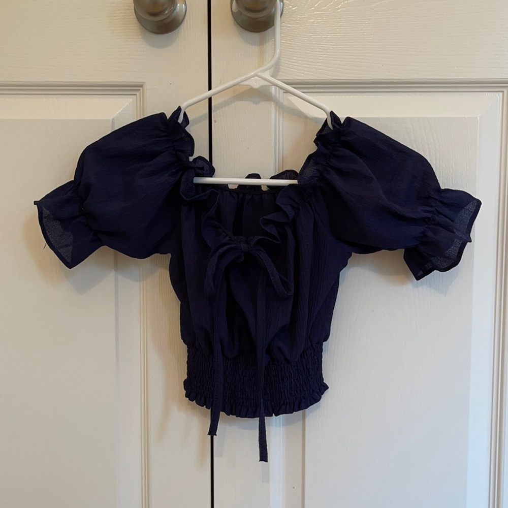 Blue crop top